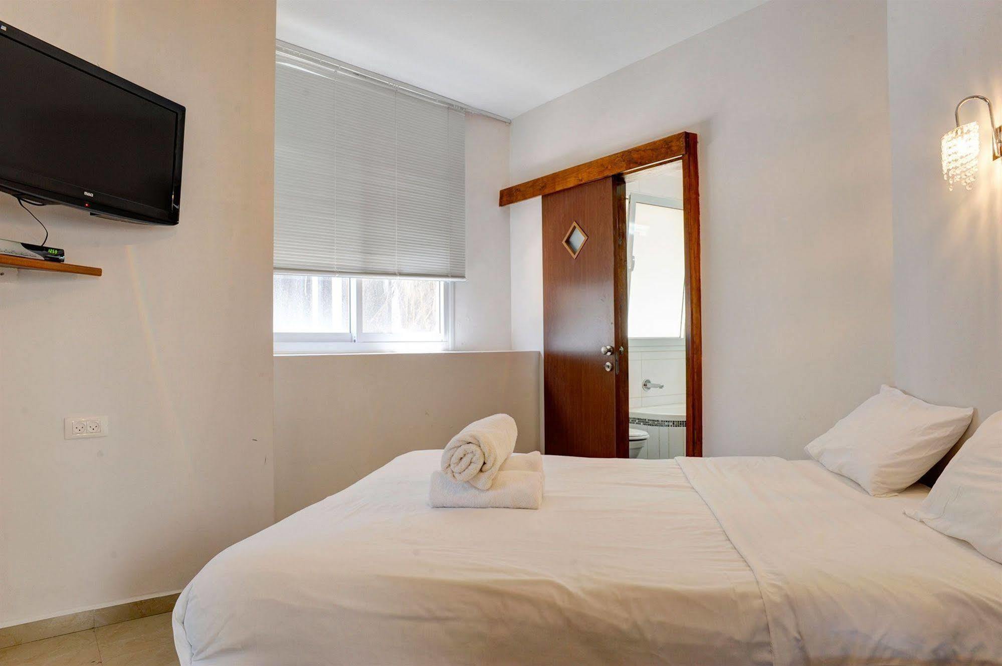 Liber Apartments By Raphael Hotels Tel Aviv Buitenkant foto